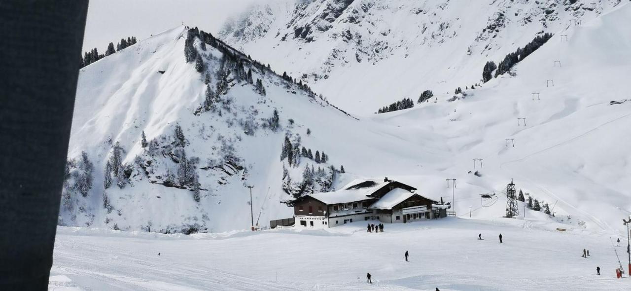 Refuge Le Chaudron Restaurants Lounge & Bar Hotel Champéry Buitenkant foto